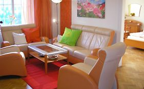 Apartment Accommodation Up To 17