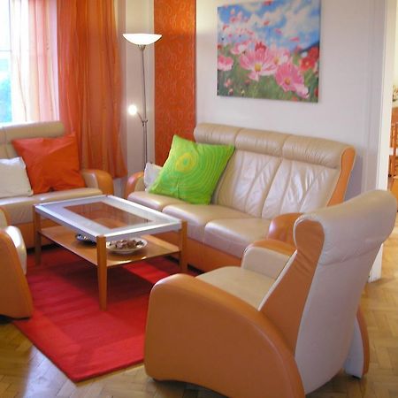 Apartment Accommodation Up To 17 Pressburg Exterior foto